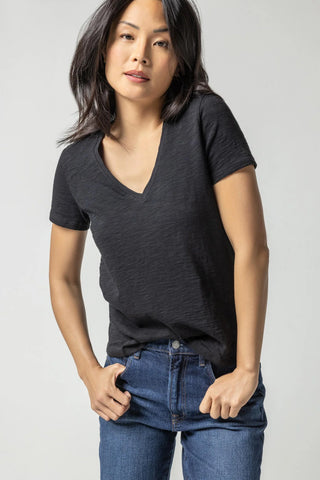 V-Neck Short Sleeve Back Seam Tee, Black